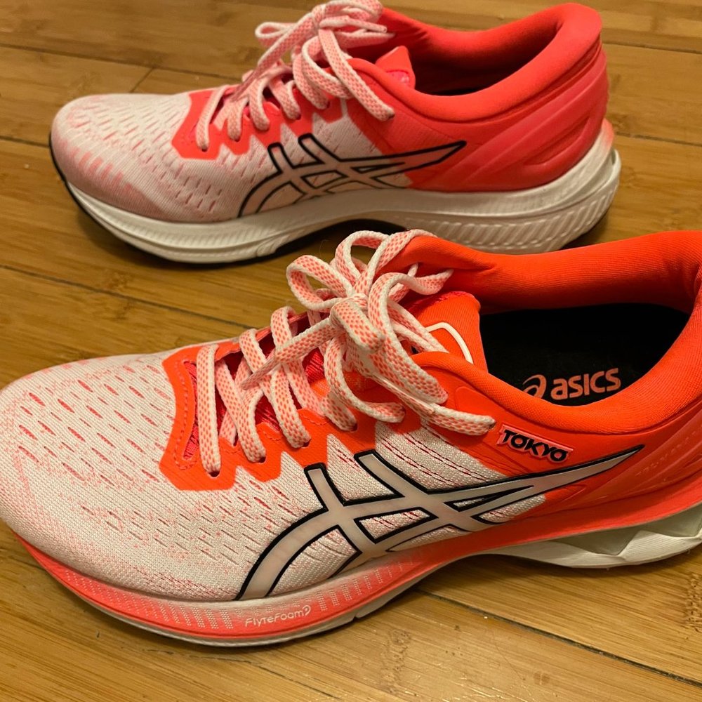 Asics GEL-KAYANO 27 TOKYO running shoes